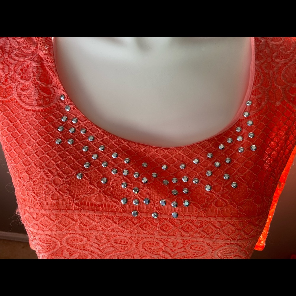 Plus Size Beautiful Top. - Picture 2 of 5